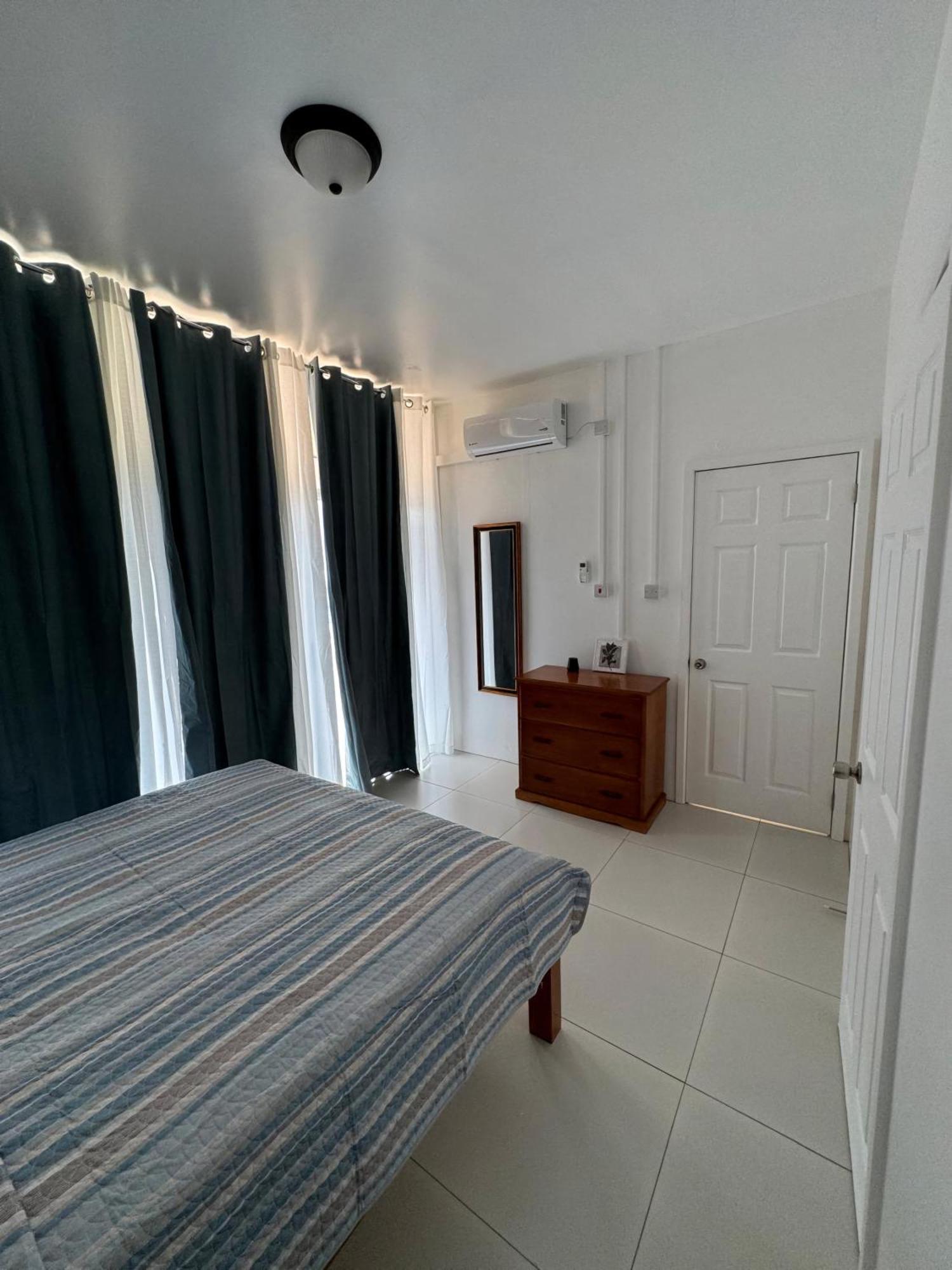 Eldorado Guesthouse & Car Rental Розо Стая снимка